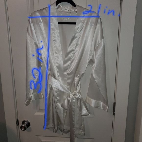 Victoria's Secret Robe, White, one size - Picture 4 of 8